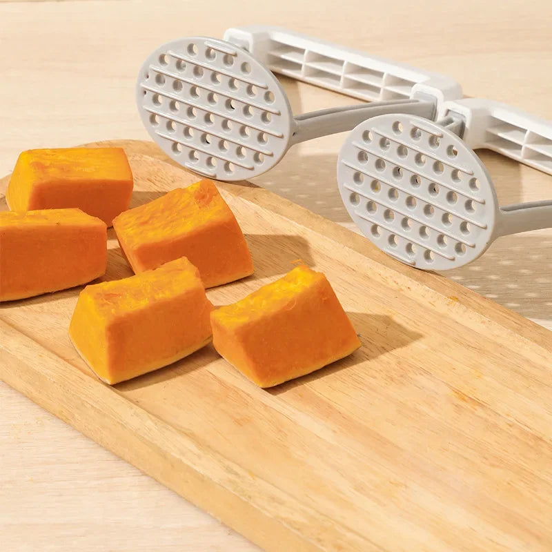 Manual Potato Masher Durable Potato Ricer Kitchen Vegetable Masher with Non-Slip Handle Fruit Juicer Kitchen Gadgets